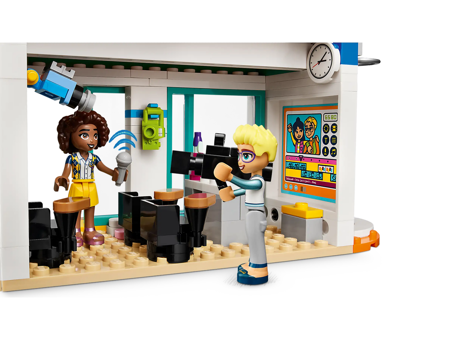 LEGO® Friends Heartlake International School (41731)