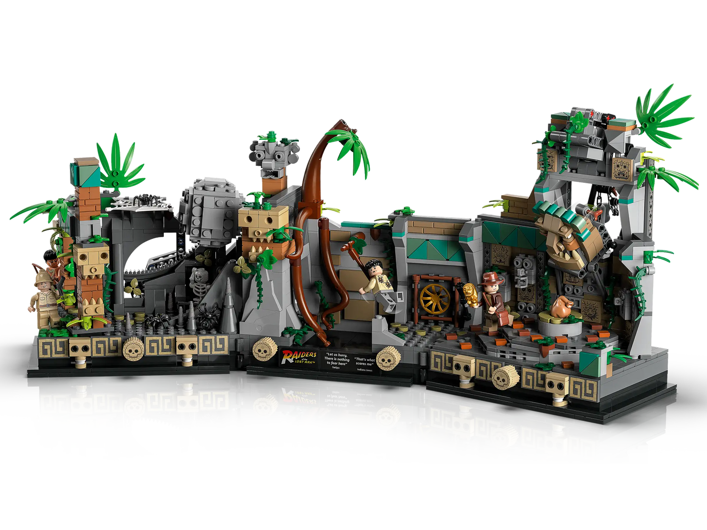 LEGO® Indiana Jones™ Temple of the Golden Idol (77015)